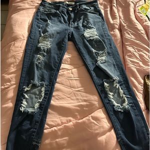 Distress Jeans